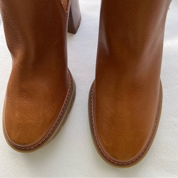 Tory Burch Chelsea 70mm Lug Sole Bootie in Camel - Picture 5 of 11